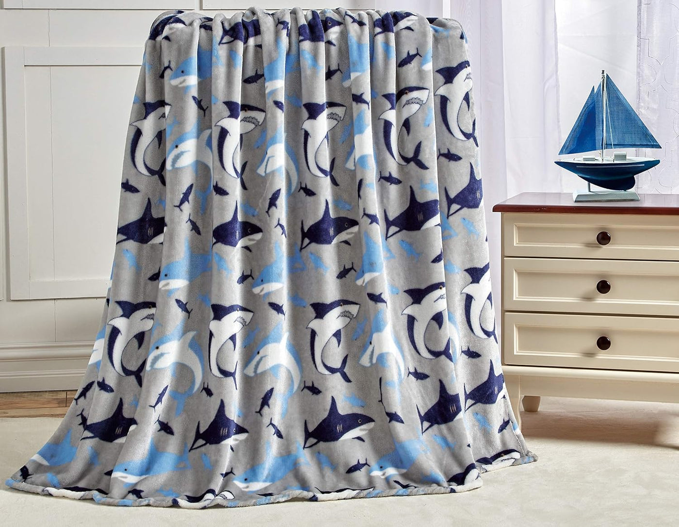 Summertime Fun Fleece Throw Blanket 50x60 – Soft & Lightweight