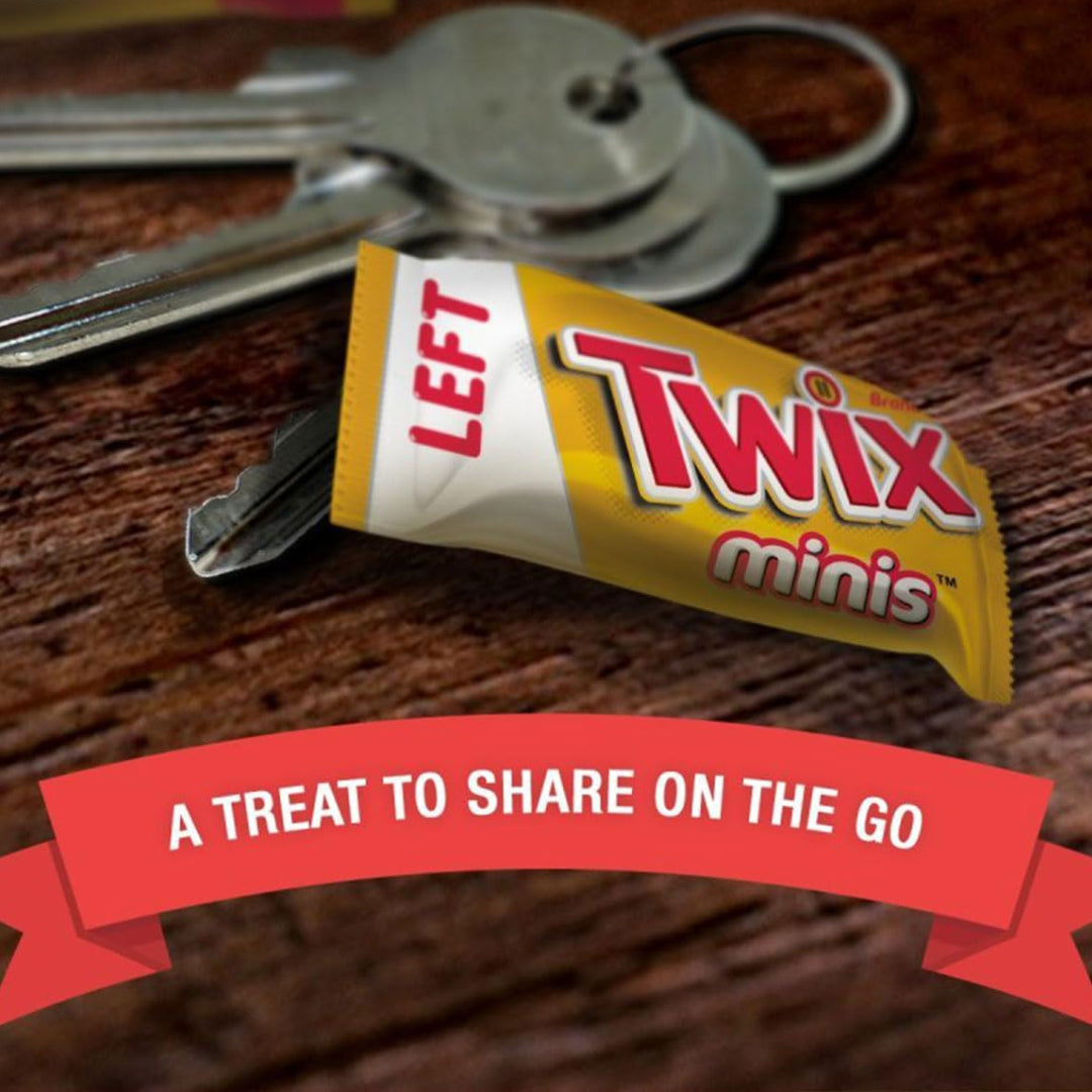 TWIX Caramel Chocolate Minis - Fun Size Mini Treats - Irresistible Milk Cookie Bars - Individually Wrapped Bulk Chocolate Candy - Delicious Sweets for Christmas, Holidays, Pantry & Birthdays