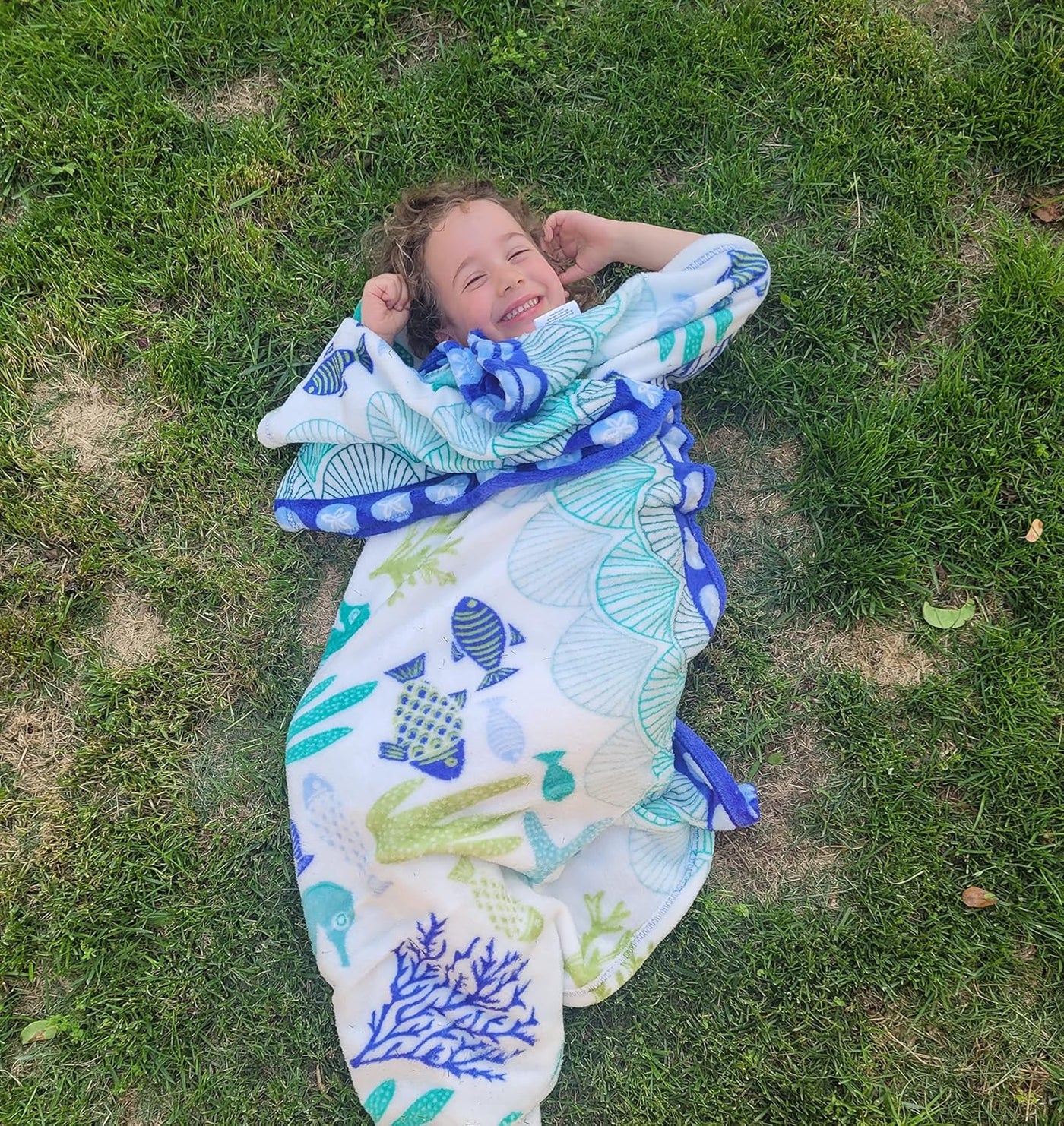 Summertime Fun Fleece Throw Blanket 50x60 – Soft & Lightweight
